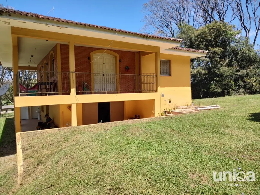 Chácara com 4 quartos à venda, 10m2 em Itaara - RS - imagem 1 Foto 1 de Chácara com 4 quartos à venda, 10m2 em Itaara - RS