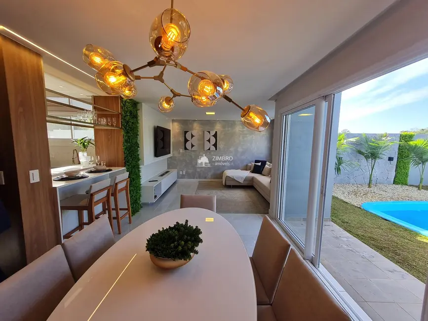 Foto 2 de Casa de Condomínio com 3 quartos à venda, 130m2 em Camobi, Santa Maria - RS