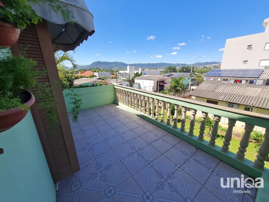 Casa com 4 quartos à venda, 279m2 em Juscelino Kubitschek, Santa Maria - RS - imagem 9 Foto 9 de Casa com 4 quartos à venda, 279m2 em Juscelino Kubitschek, Santa Maria - RS