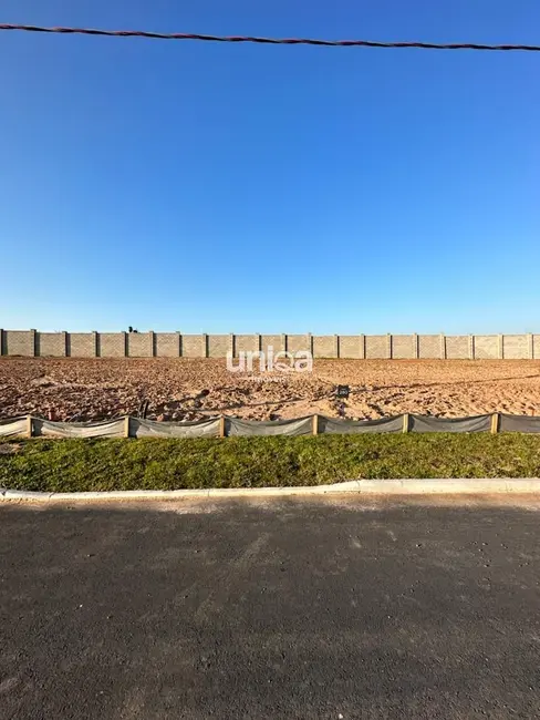 Foto 1 de Terreno / Lote à venda, 308m2 em Tomazetti, Santa Maria - RS