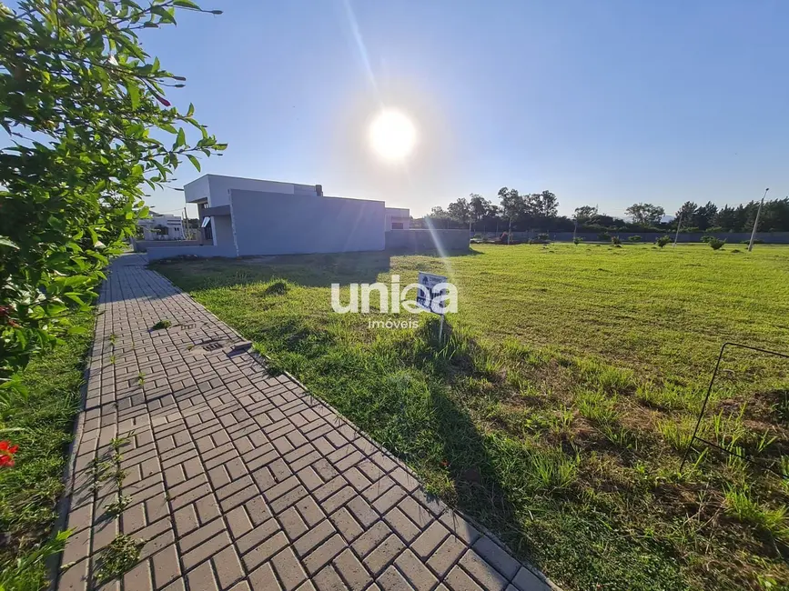 Foto 2 de Terreno / Lote à venda, 375m2 em Camobi, Santa Maria - RS
