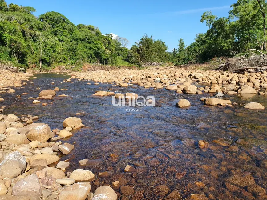 Foto 6 de Chácara com 3 quartos à venda, 100m2 em Santa Maria - RS
