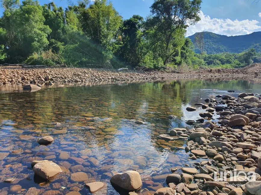 Foto 1 de Chácara com 3 quartos à venda, 100m2 em Santa Maria - RS
