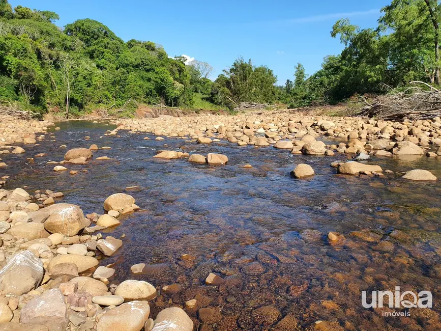 Foto 6 de Chácara com 3 quartos à venda, 100m2 em Santa Maria - RS