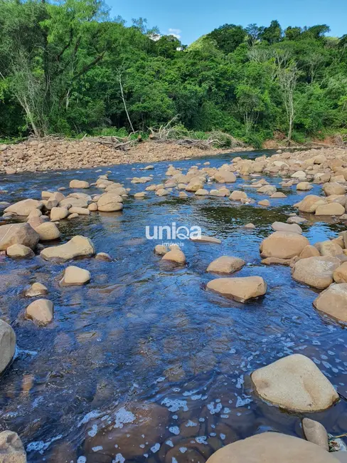 Foto 5 de Chácara com 3 quartos à venda, 100m2 em Santa Maria - RS