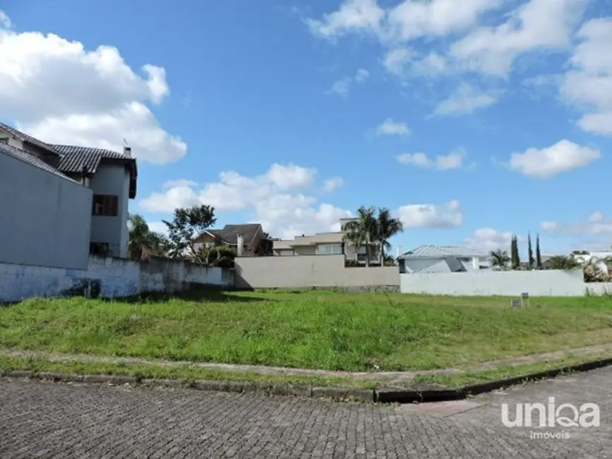 Foto 1 de Terreno / Lote à venda, 1020m2 em São José, Santa Maria - RS