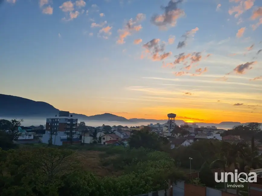 Foto 5 de Apartamento com 1 quarto para alugar, 37m2 em Camobi, Santa Maria - RS