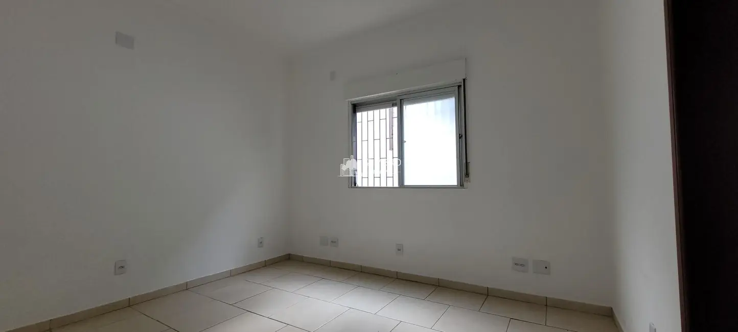 Casa com 6 quartos à venda, 383m2 em Nossa Senhora de Fátima, Santa Maria - RS - imagem 8 Foto 8 de Casa com 6 quartos à venda, 383m2 em Nossa Senhora de Fátima, Santa Maria - RS