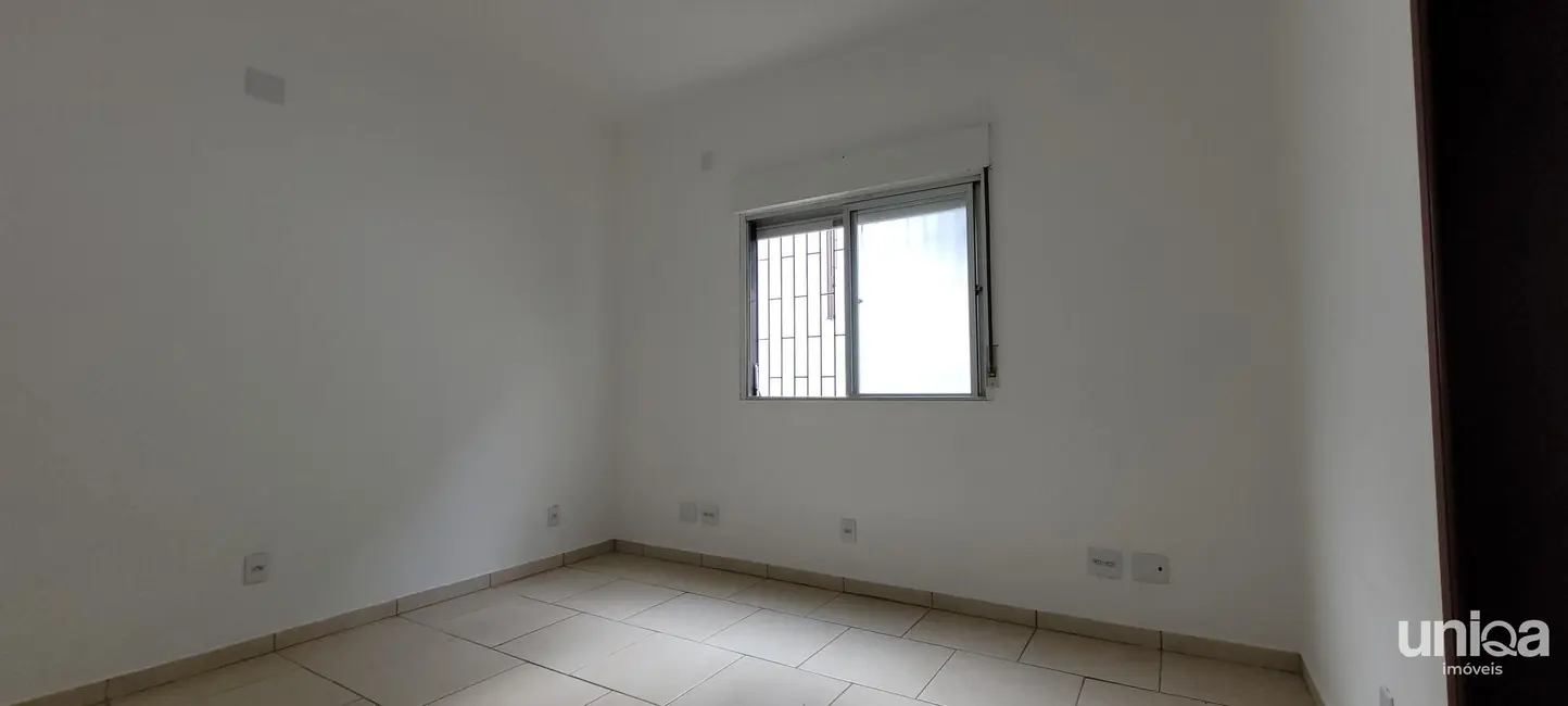 Foto 8 de Casa com 6 quartos à venda, 383m2 em Nossa Senhora de Fátima, Santa Maria - RS