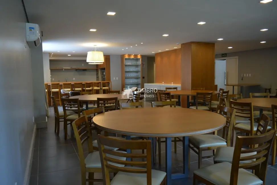 Foto 8 de Apartamento com 3 quartos à venda, 151m2 em Km 3, Santa Maria - RS