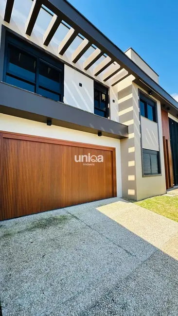 Foto 2 de Casa com 4 quartos à venda, 272m2 em Camobi, Santa Maria - RS