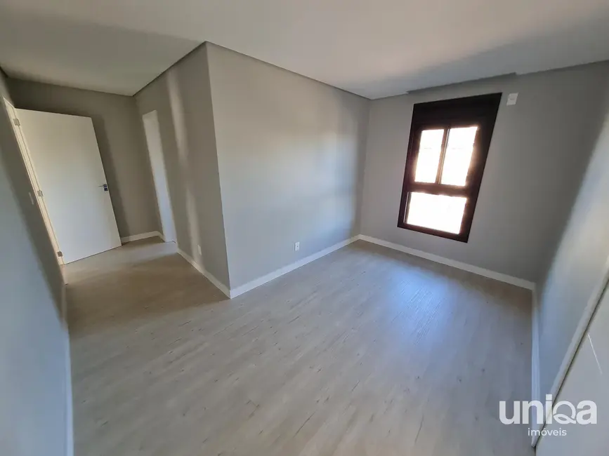 Casa com 4 quartos à venda, 272m2 em Camobi, Santa Maria - RS - imagem 7 Foto 7 de Casa com 4 quartos à venda, 272m2 em Camobi, Santa Maria - RS