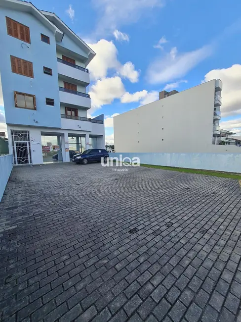 Foto 1 de Loja com 2 quartos para alugar, 240m2 em Camobi, Santa Maria - RS