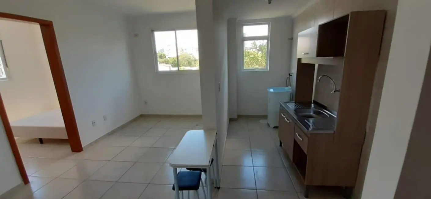 Foto 2 de Apartamento com 1 quarto à venda, 34m2 em Nossa Senhora do Rosário, Santa Maria - RS