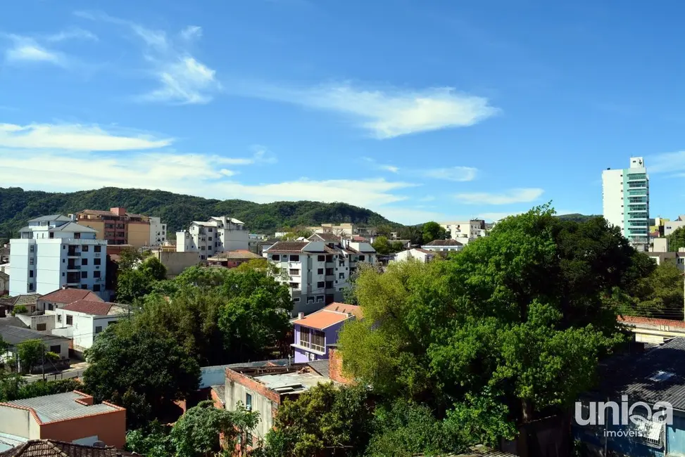 Foto 4 de Apartamento com 1 quarto à venda, 34m2 em Nossa Senhora do Rosário, Santa Maria - RS