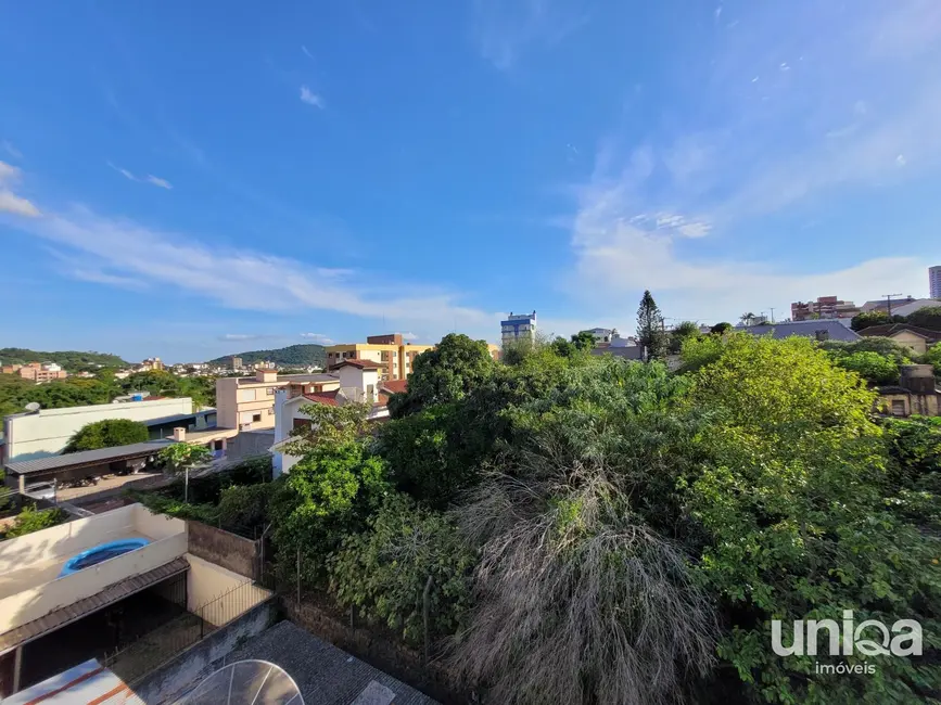 Foto 3 de Apartamento com 1 quarto à venda, 35m2 em Nossa Senhora das Dores, Santa Maria - RS