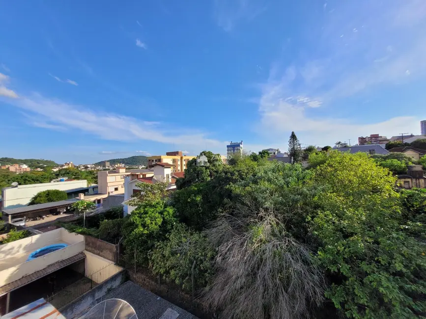 Foto 3 de Apartamento com 1 quarto à venda, 35m2 em Nossa Senhora das Dores, Santa Maria - RS