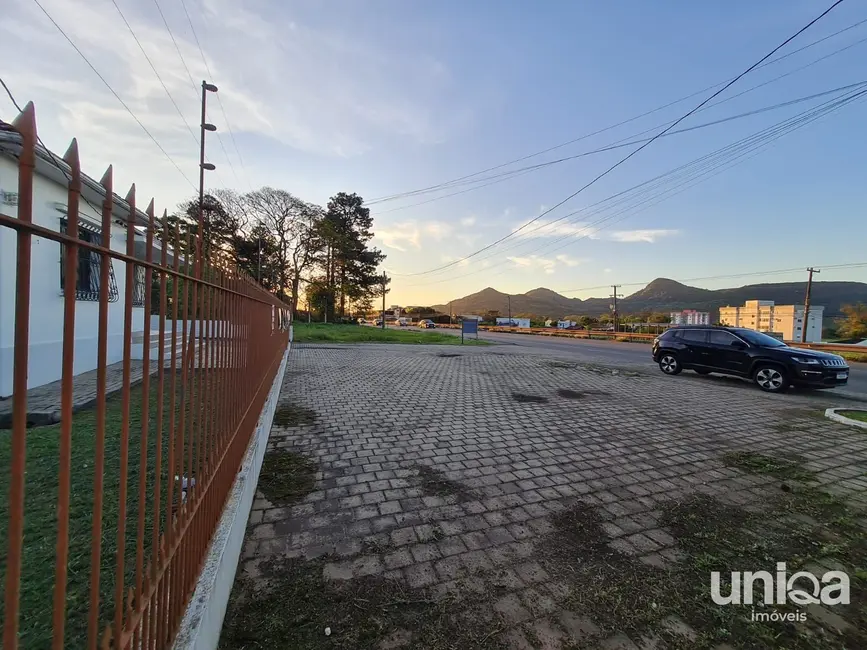 Foto 5 de Casa com 4 quartos à venda, 132m2 em Camobi, Santa Maria - RS