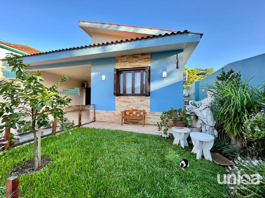 Foto 1 de Casa com 3 quartos à venda, 175m2 em Km 3, Santa Maria - RS