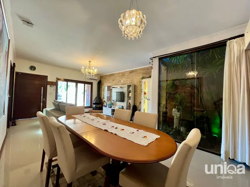 Foto 7 de Casa com 3 quartos à venda, 175m2 em Km 3, Santa Maria - RS