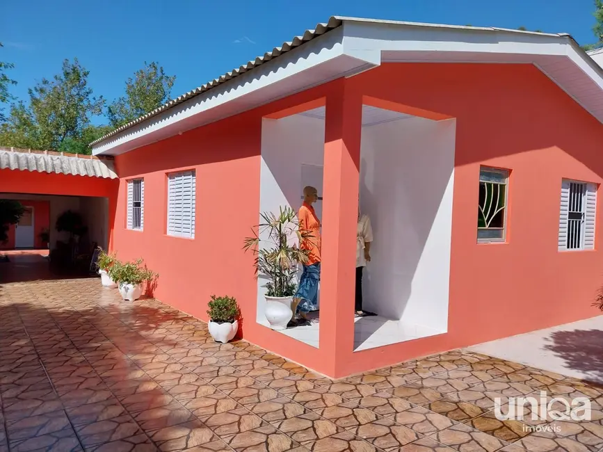 Foto 2 de Casa com 2 quartos à venda, 120m2 em Chácara das Flores, Santa Maria - RS