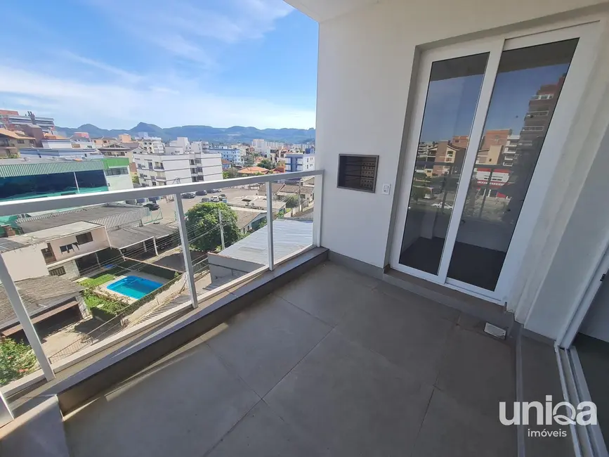 Foto 3 de Apartamento com 2 quartos à venda, 67m2 em Camobi, Santa Maria - RS