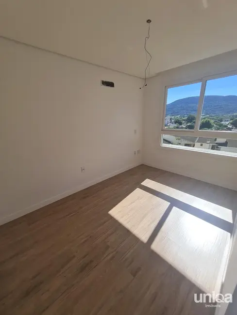 Foto 6 de Apartamento com 2 quartos à venda, 67m2 em Camobi, Santa Maria - RS