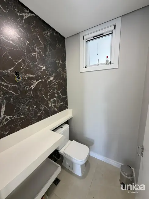 Foto 5 de Casa com 3 quartos à venda, 210m2 em Camobi, Santa Maria - RS