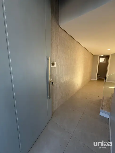 Foto 4 de Casa com 3 quartos à venda, 210m2 em Camobi, Santa Maria - RS