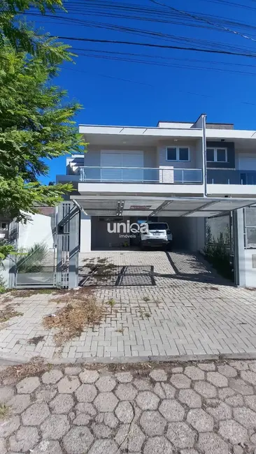 Foto 1 de Casa com 3 quartos à venda, 210m2 em Camobi, Santa Maria - RS