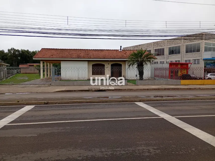 Foto 1 de Loja com 6 quartos para alugar, 140m2 em Camobi, Santa Maria - RS