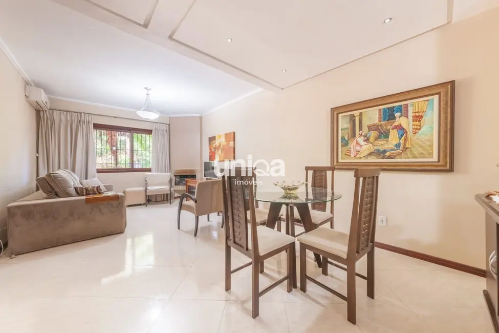 Foto 2 de Casa com 3 quartos à venda, 170m2 em Camobi, Santa Maria - RS