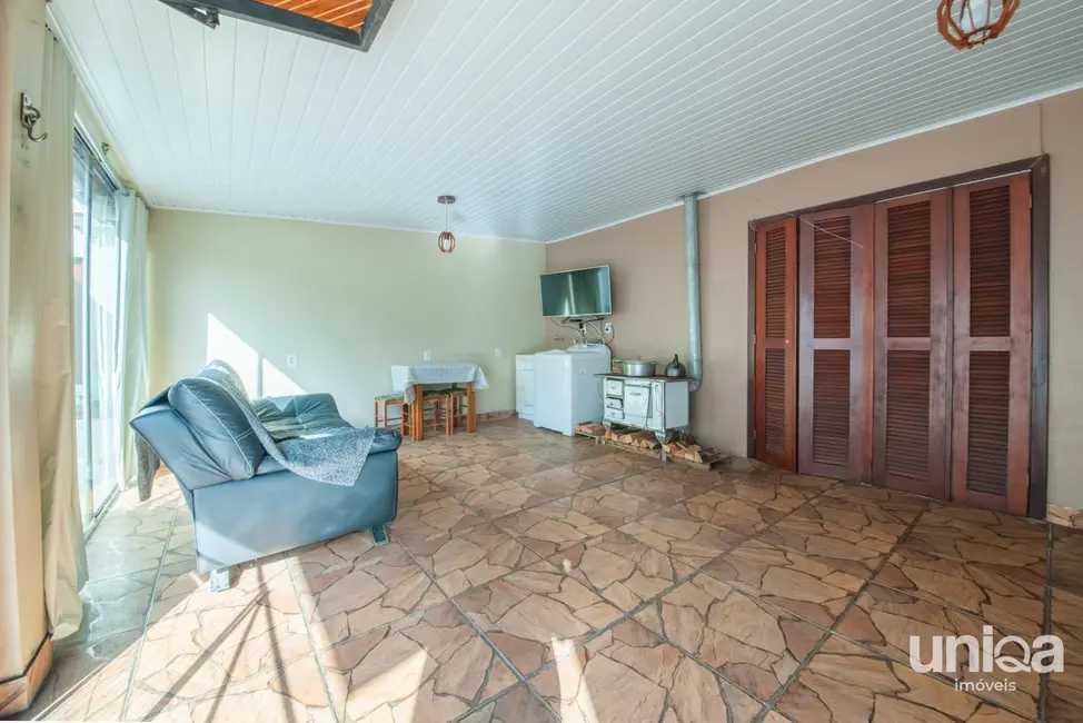 Casa com 3 quartos à venda, 170m2 em Camobi, Santa Maria - RS - imagem 7 Foto 7 de Casa com 3 quartos à venda, 170m2 em Camobi, Santa Maria - RS