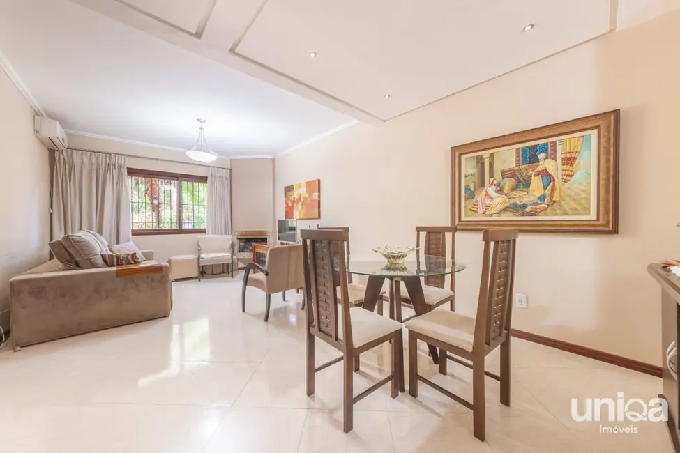 Casa com 3 quartos à venda, 170m2 em Camobi, Santa Maria - RS - imagem 2 Foto 2 de Casa com 3 quartos à venda, 170m2 em Camobi, Santa Maria - RS