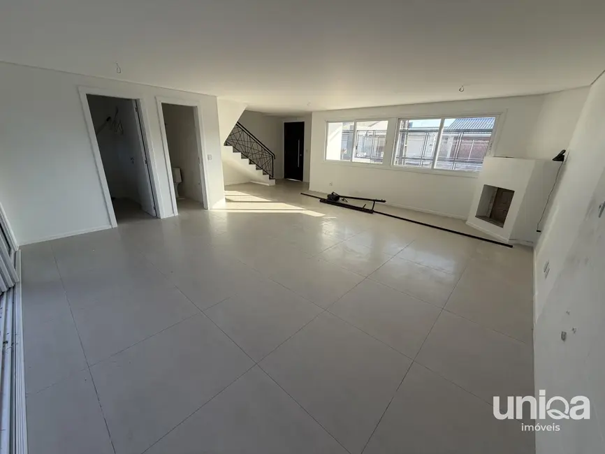 Casa com 3 quartos à venda, 142m2 em Camobi, Santa Maria - RS - imagem 3 Foto 3 de Casa com 3 quartos à venda, 142m2 em Camobi, Santa Maria - RS