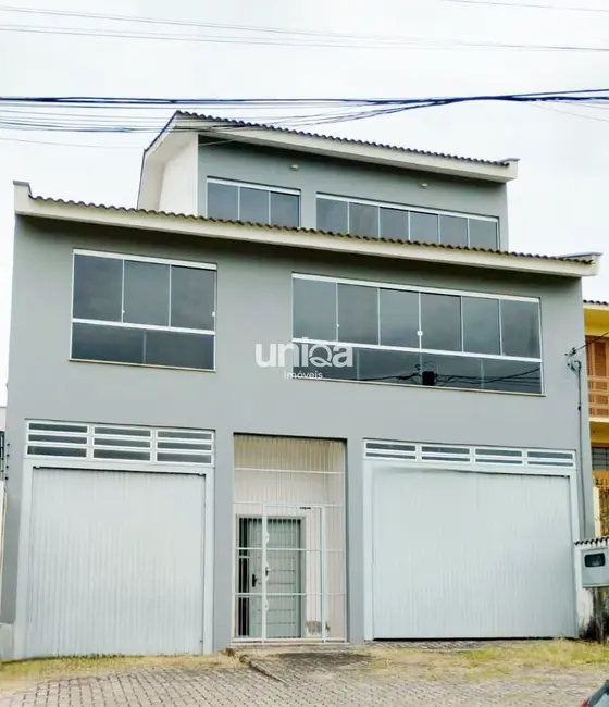 Foto 1 de Casa com 3 quartos à venda, 353m2 em Juscelino Kubitschek, Santa Maria - RS