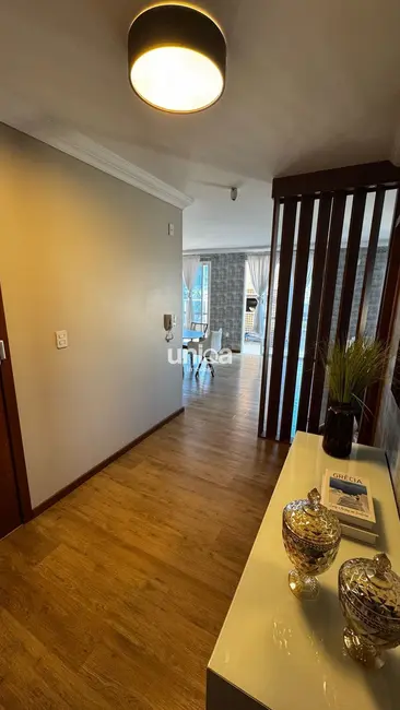 Foto 2 de Cobertura com 3 quartos para alugar, 210m2 em Camobi, Santa Maria - RS