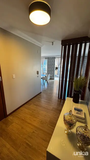 Foto 2 de Cobertura com 3 quartos à venda, 210m2 em Camobi, Santa Maria - RS