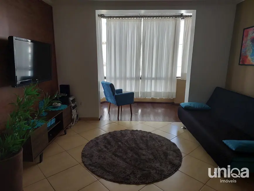 Foto 2 de Apartamento com 2 quartos à venda, 87m2 em Centro, Santa Maria - RS