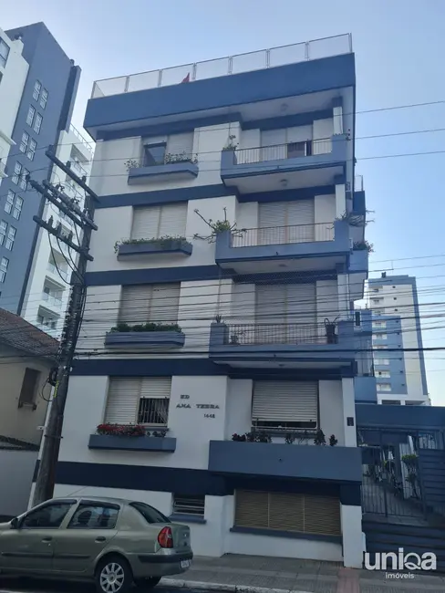 Foto 1 de Apartamento com 2 quartos à venda, 87m2 em Centro, Santa Maria - RS
