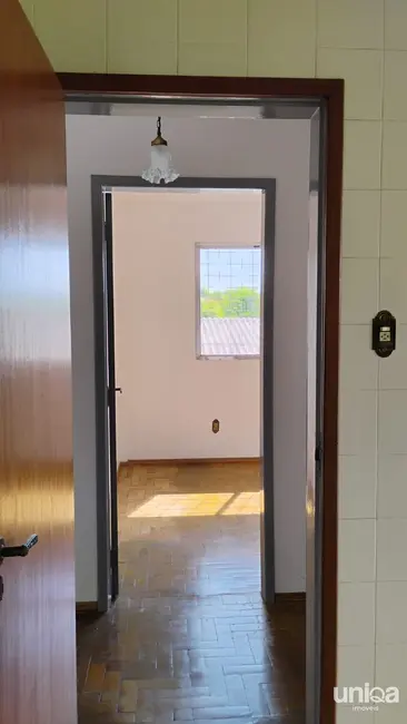 Casa com 3 quartos à venda, 305m2 em São José, Santa Maria - RS - imagem 6 Foto 6 de Casa com 3 quartos à venda, 305m2 em São José, Santa Maria - RS