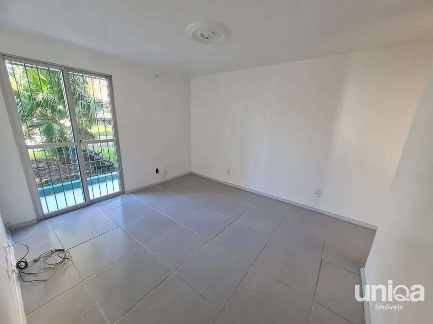 Foto 2 de Apartamento com 3 quartos para alugar, 81m2 em São José, Santa Maria - RS