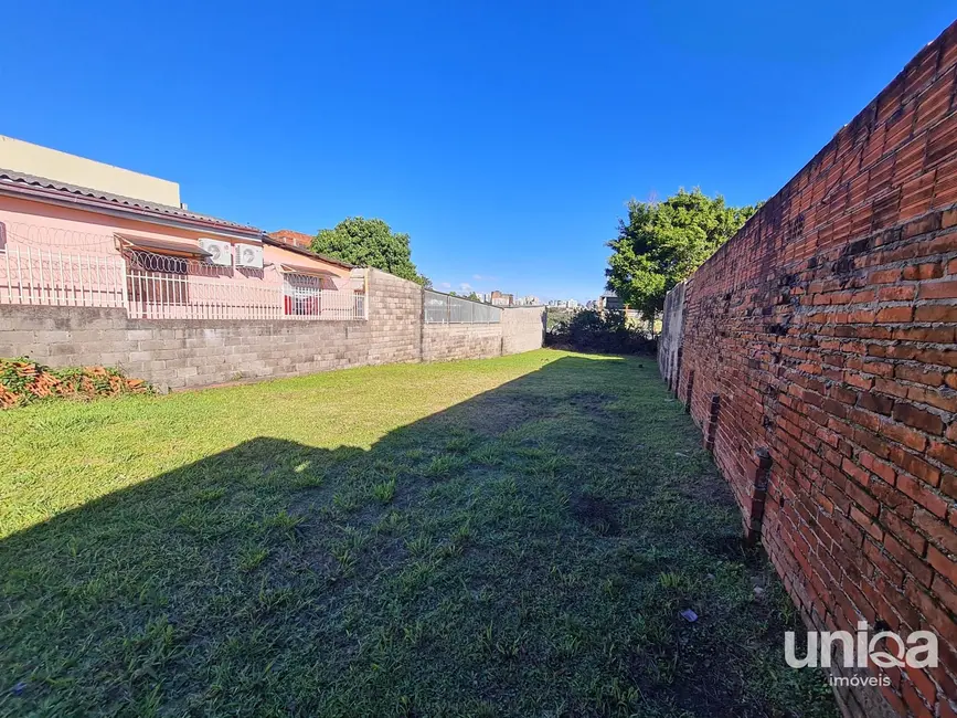 Foto 1 de Terreno / Lote à venda, 375m2 em Nossa Senhora do Perpétuo Socorro, Santa Maria - RS