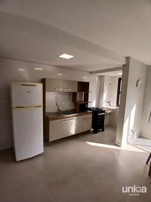 Foto 3 de Apartamento com 1 quarto para alugar, 39m2 em Camobi, Santa Maria - RS