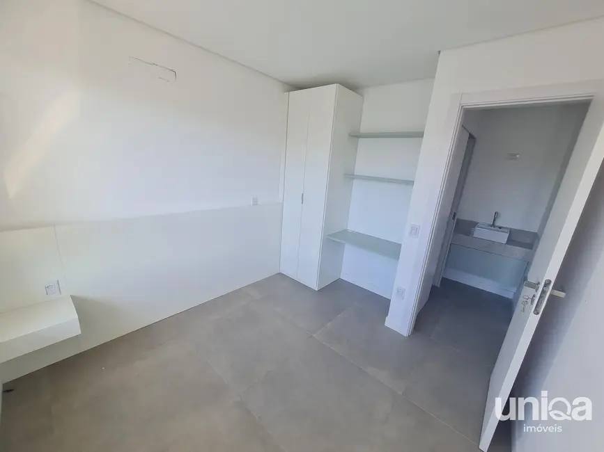 Foto 7 de Apartamento com 1 quarto para alugar, 42m2 em Camobi, Santa Maria - RS