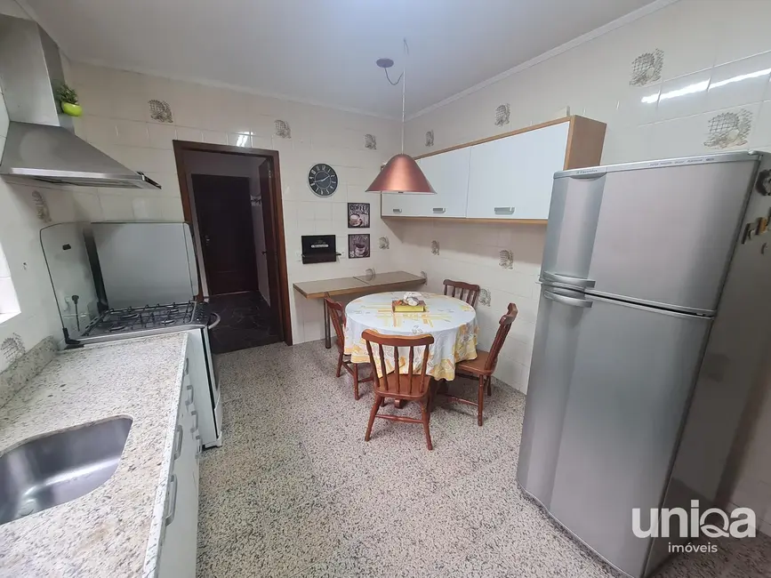 Casa com 3 quartos à venda, 208m2 em Camobi, Santa Maria - RS - imagem 7 Foto 7 de Casa com 3 quartos à venda, 208m2 em Camobi, Santa Maria - RS