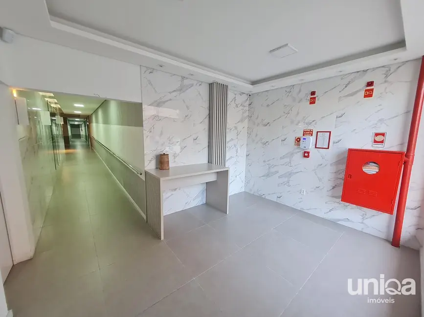 Foto 2 de Apartamento com 1 quarto à venda, 41m2 em Nossa Senhora de Lourdes, Santa Maria - RS