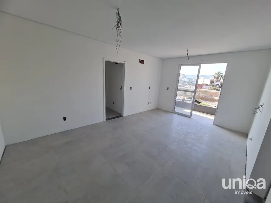 Foto 2 de Apartamento com 3 quartos à venda, 87m2 em Duque de Caxias, Santa Maria - RS