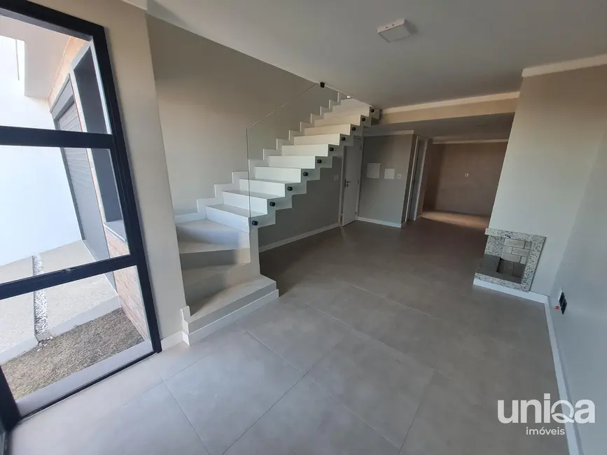 Casa com 3 quartos para alugar, 118m2 em Camobi, Santa Maria - RS - imagem 2 Foto 2 de Casa com 3 quartos para alugar, 118m2 em Camobi, Santa Maria - RS