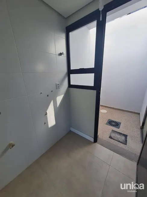 Casa com 3 quartos à venda, 126m2 em Camobi, Santa Maria - RS - imagem 5 Foto 5 de Casa com 3 quartos à venda, 126m2 em Camobi, Santa Maria - RS